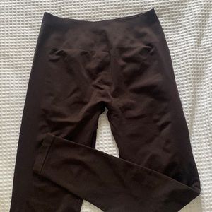 Alphalete Amplify Chocolate Leggings